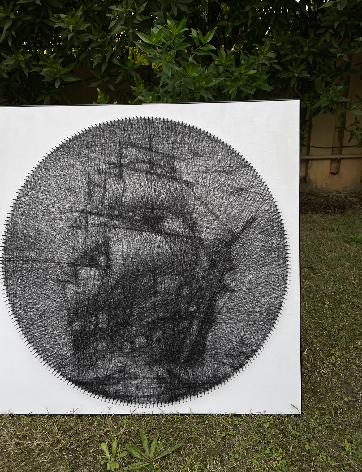 A Single String Art Boat 32x32