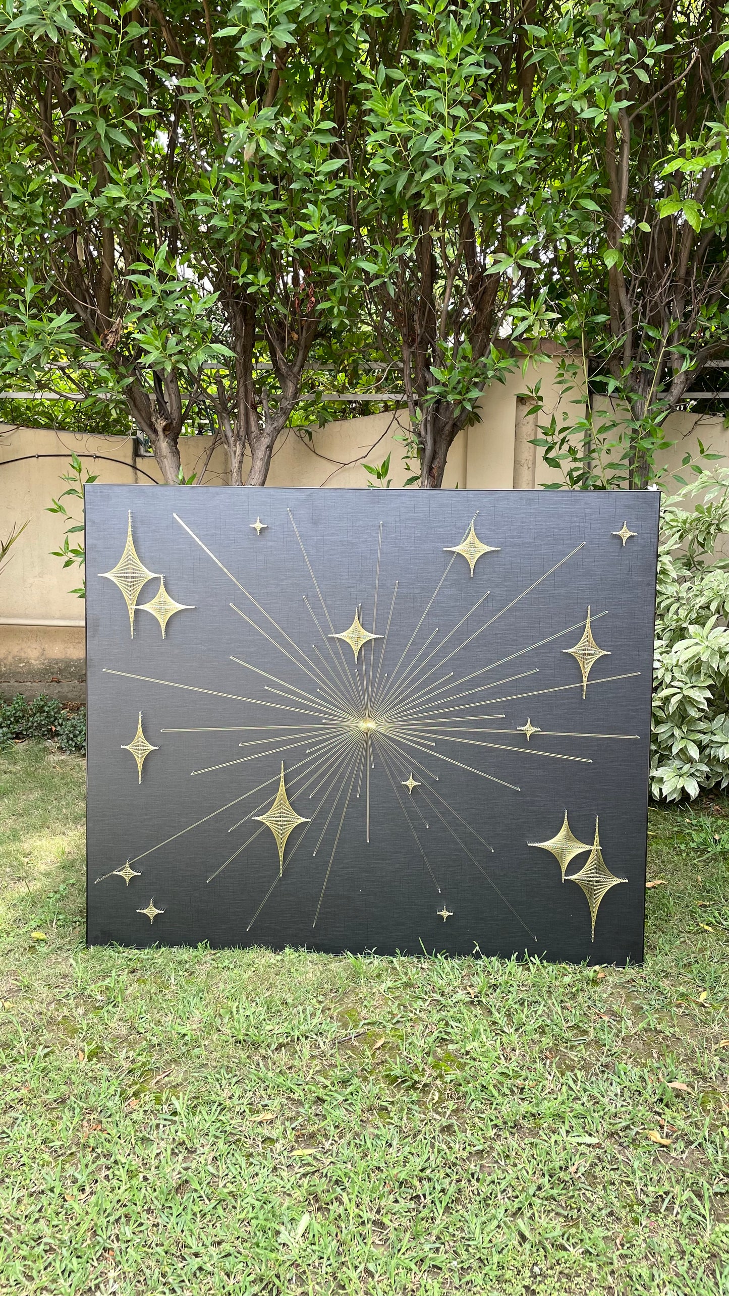 Star & Rays Design String Art