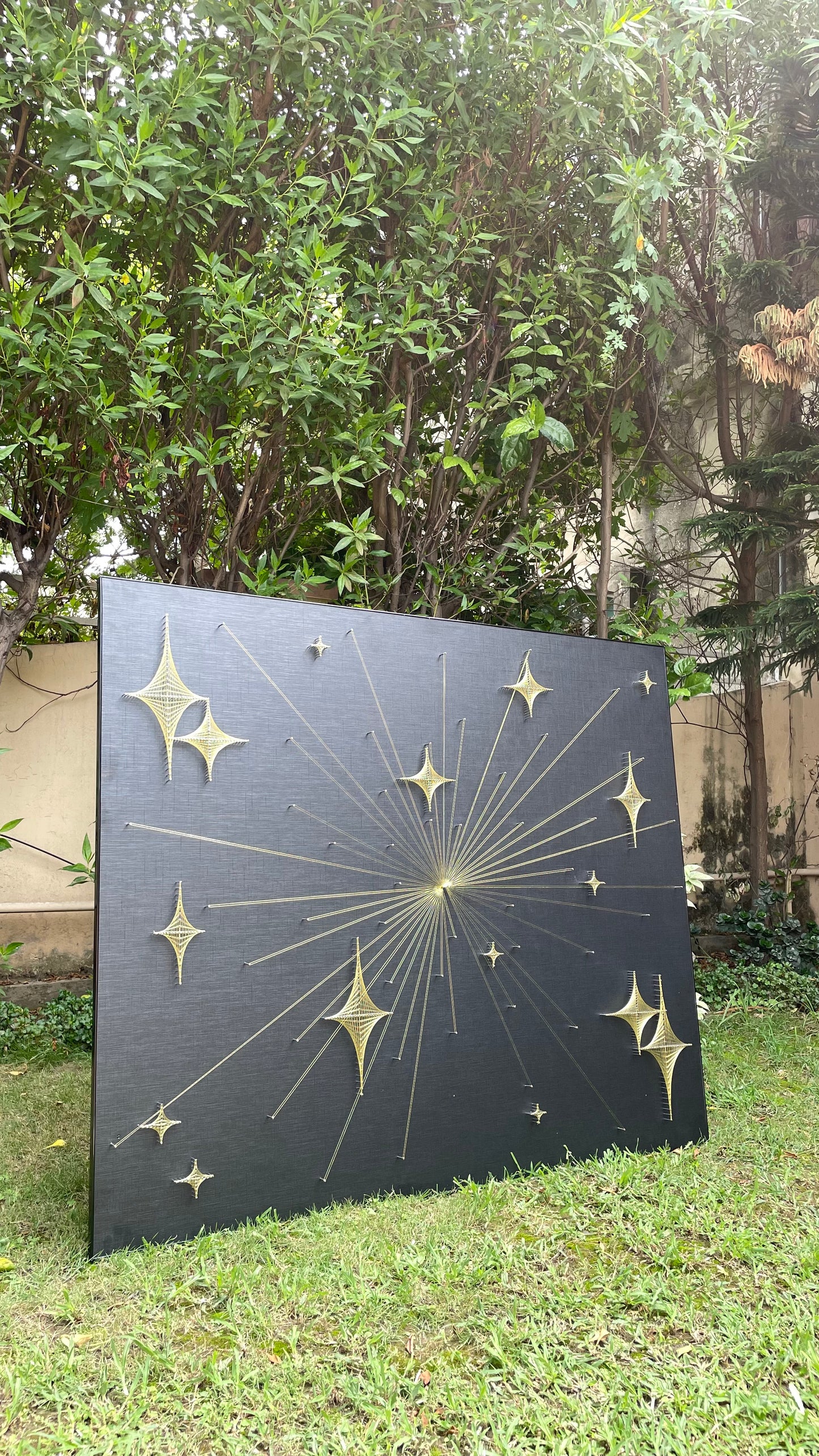 Star & Rays Design String Art