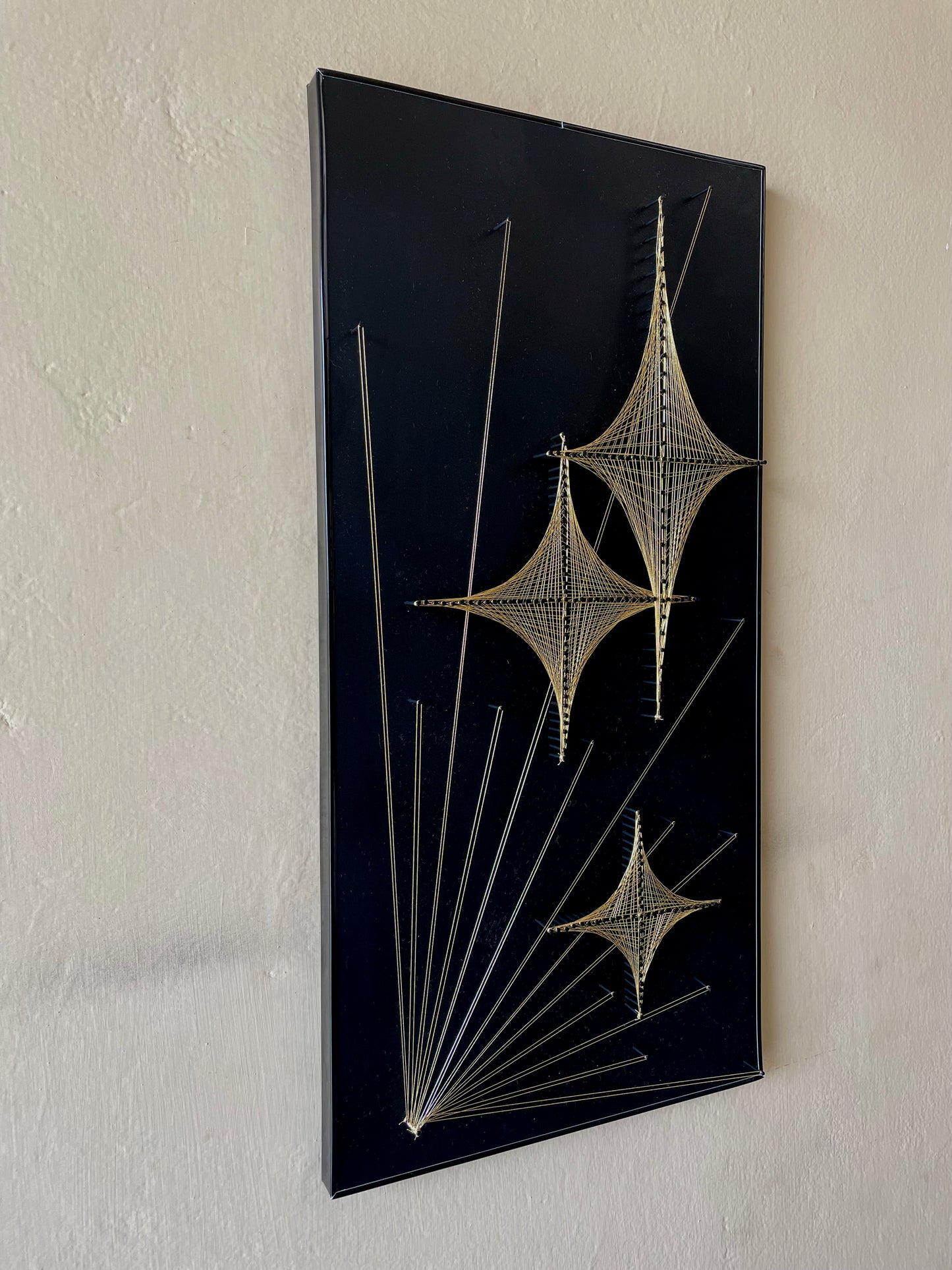 String Art Golden