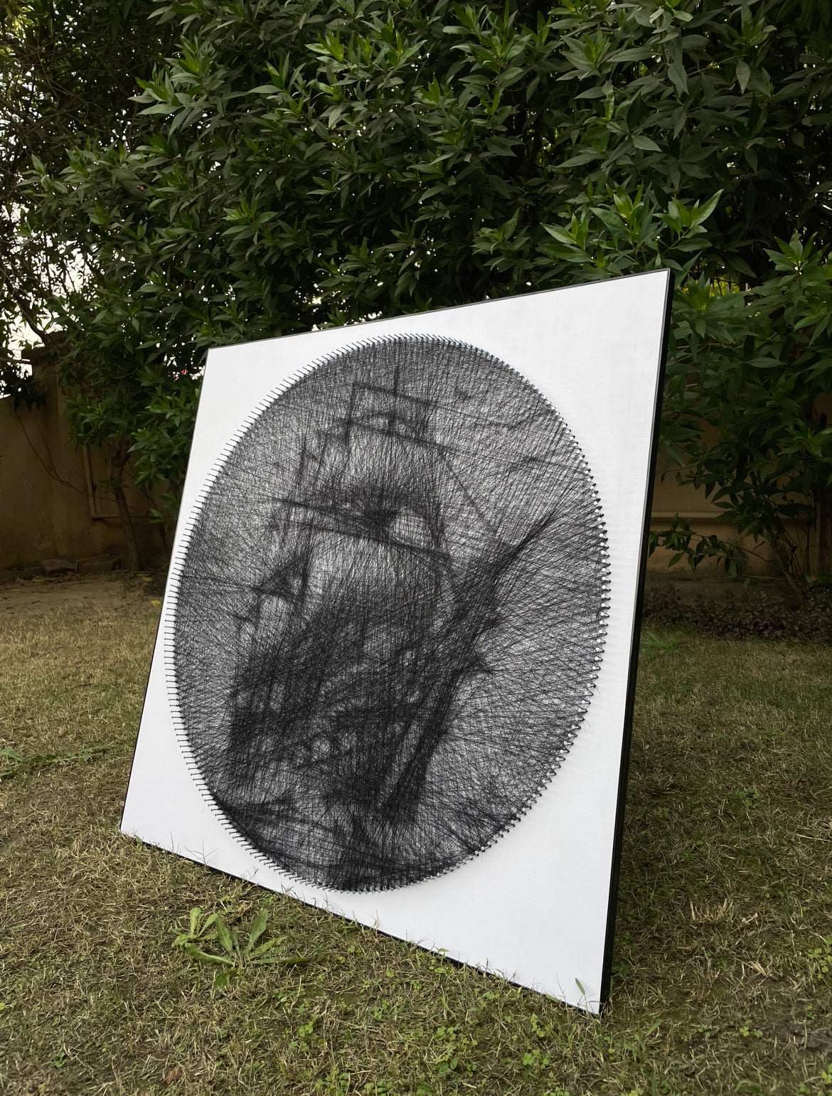 A Single String Art Boat 32x32